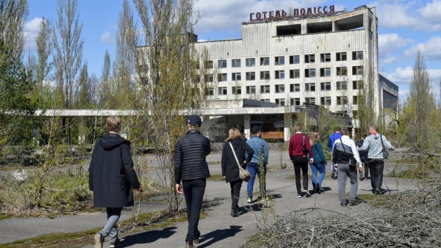 Wisata Kota Hantu Chernobyl. (Foto: AFP/Sergei Supinsky)