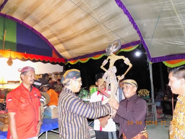 Pakde Slamet : Kami Terpilih Jadi Bupati Banyuasin, Sekolah Gratis, Gaji Guru Honorer Rp 1 Jt (1)