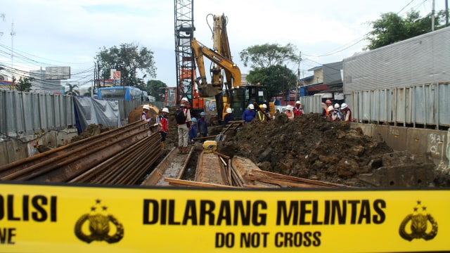 Pipa gas bocor di Cakung. Foto: Antara/Risky Andrianto