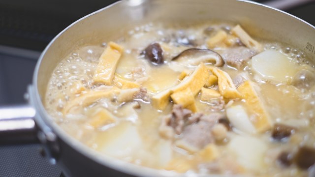 Merebus jamur. (Foto: Thinkstock)