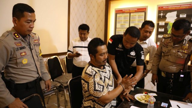 Polisi Ringkus Pelaku Penghinaan Nabi Muhammad (Foto: Phaksy Sukowati/kumparan)