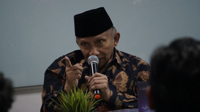 Amien Rais di kantor Republika. (Foto: Jamal Ramadhan/kumparan)