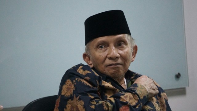 Amien Rais di kantor Republika. (Foto: Jamal Ramadhan/kumparan)