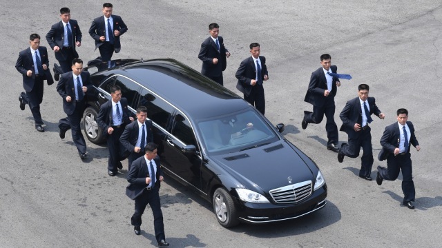 Pasukan penjaga Kim Jong-un. (Foto: Korea Summit Press Pool via AFP)