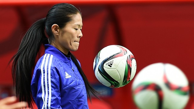 Sawa kala bersama Nadeshiko Japan. (Foto: Jewel Samad/AFP)