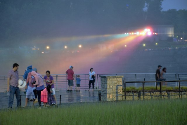Air Terjun Niagara: Simbol Persahabatan Kanada–Amerika (5)