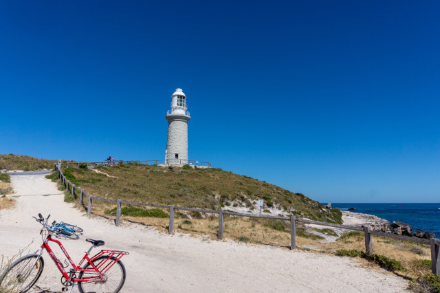 Bersepeda di Rottnest Island: 'Sarang Tikus', Benteng Pelindung Perth (4)