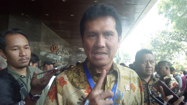MenPAN-RB Asman Abnur (Foto: Nicha Muslimawati/kumparan)