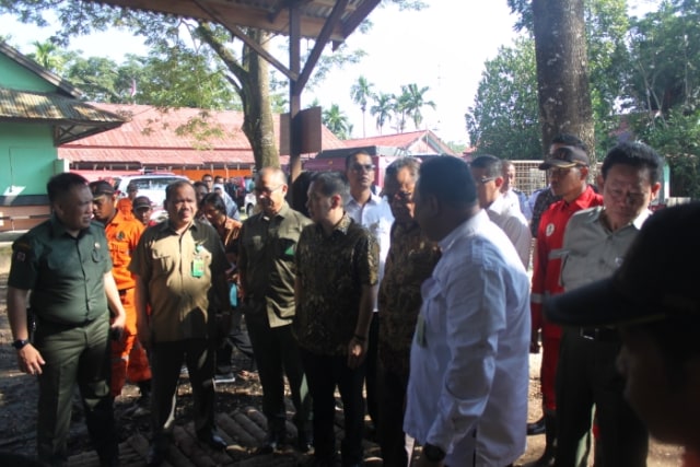 Komisi IV DPR-RI dialog dengan Manggala Agni Di Daops Pontianak (1)