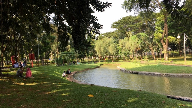 Taman Cattleya, oase di tengah tol kota (Foto: Helinsa Putri/kumparan)