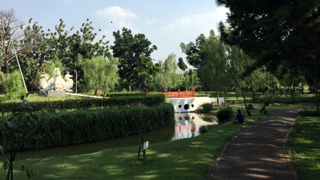Taman Cattleya, oase di tengah tol kota (Foto: Helinsa Putri/kumparan)
