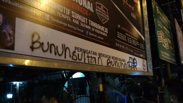 Gara-gara Tulisan 'Bunuh Sultan', Warga yang Emosi Serang Pendemo