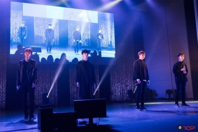 Begini Keadaan Konser 100% di Jepang Tanpa Leader Minwoo yang Telah Meninggal Dunia  (2)