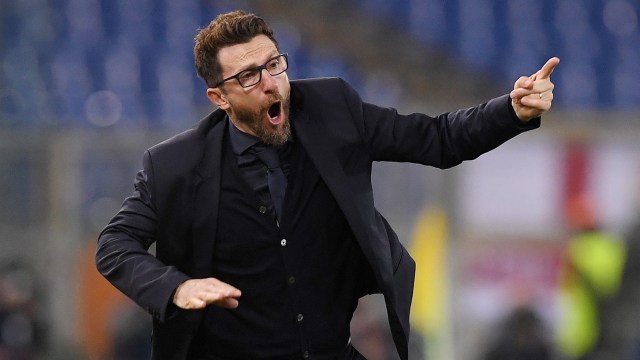 Di Francesco saat memimpin comeback vs Barcelona. (Foto: Reuters/Alberto Lingria)