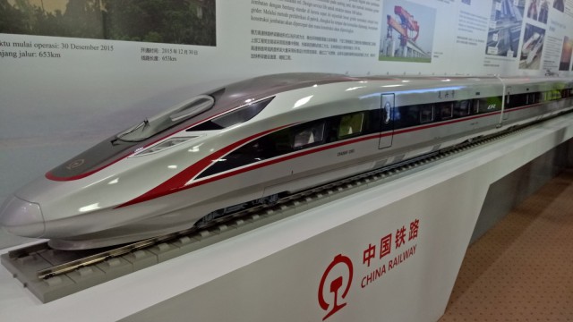  Miniatur kereta cepat Jakarta-Bandung. Foto: Ela Nurlaela/kumparan