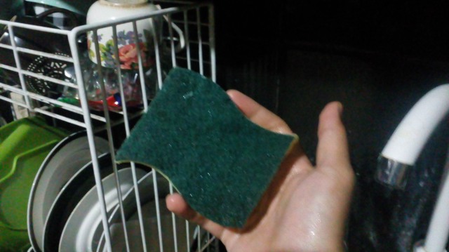 [KEMBALI FITRI DENGAN SPONS SCOTCH BRITE!] Kabar gembira untuk piring-gelas-sendok-garpu!!