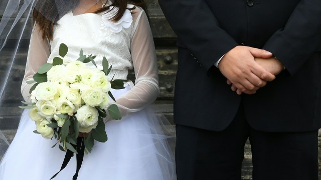 Ilustrasi perkawinan anak (Foto: Ahmad Pathoni/dpa )