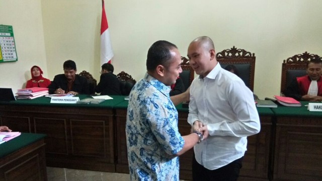 Sidang perdana terdakwa penembakan mobil. (Foto: Dok. Istimewa)