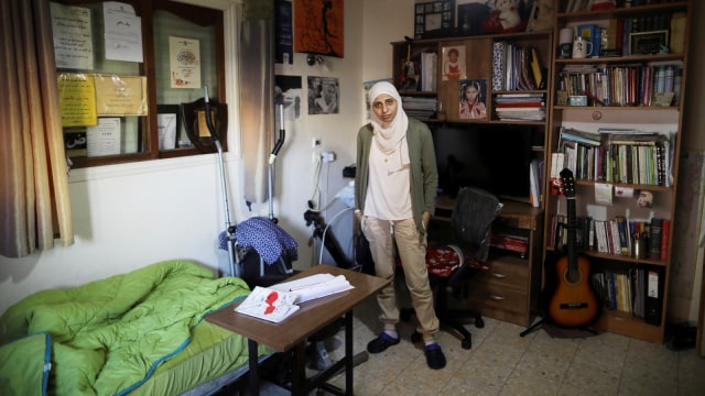 Dareen Tatour (Foto: REUTERS/Ammar Awad)