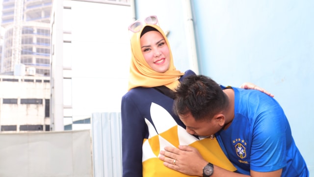 Angel Lelga dan Vicky Prasetyo. (Foto: Munady Widjaja)