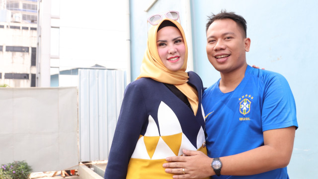 Angel Lelga dan Vicky Prasetyo. (Foto: Munady Widjaja)