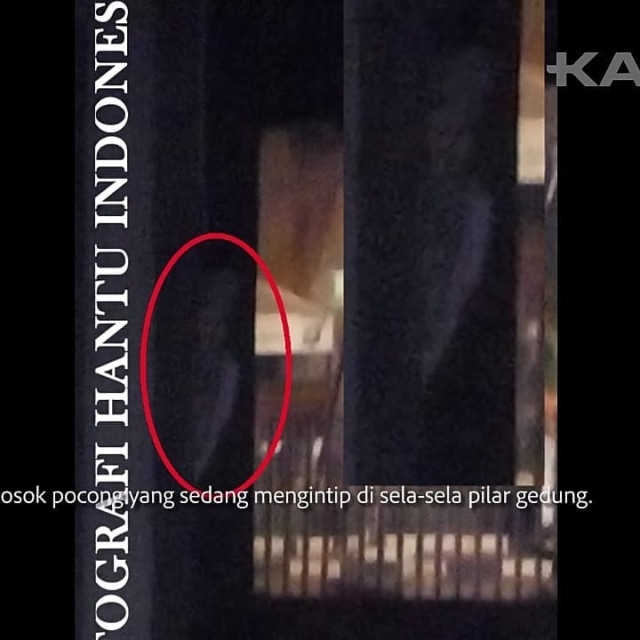 Penampakan Sosok Pocong (Foto: Dok. Komunitas Fotografi Hantu Indonesia)