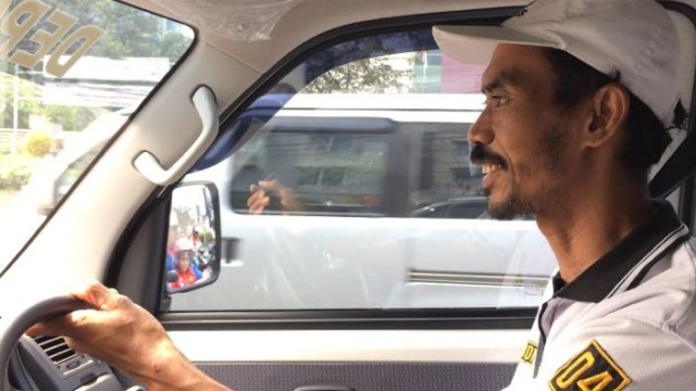 Angkot berAC di Depok (Foto: Eka Nurjanah/kumparan)
