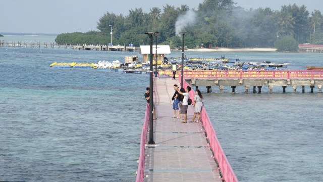 Jembatan Cinta Pulau Tidung, Kepulauan Seribu (Foto: Helmi Afandi Abdullah/kumparan)