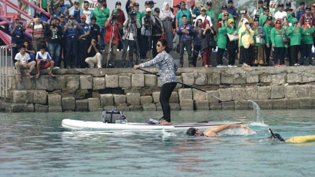 Suasana pertandingan Susi vs Sandi di Tidung (Foto: Helmi Afandi Abdullah/kumparan)