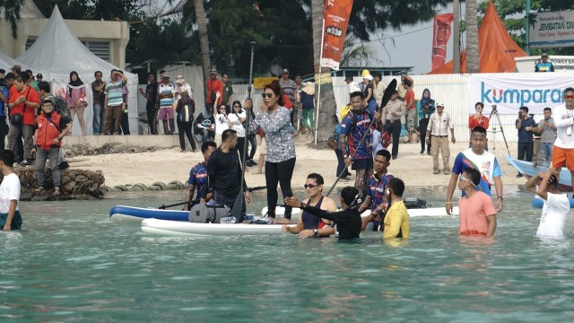 Suasana pertandingan Susi vs Sandi di Tidung (Foto: Helmi Afandi Abdullah/kumparan)