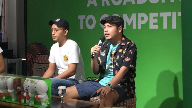 Ridlo dan Faza Meonk di LINE Creators Roadshow. (Foto: Astrid Rahadiani/kumparan)