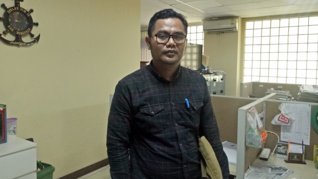 Kasubag Humas Pemkot Tangerang, Mualim (Foto: Lolita Claudia/kumparan)