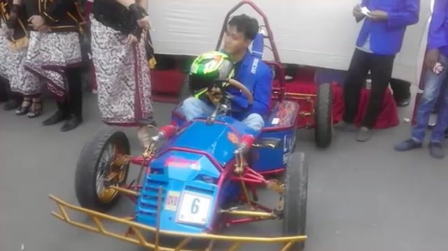 Video: Melihat Mobil dan Motor Listrik Karya Mahasiswa Tegal