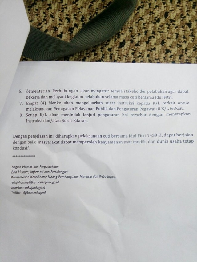 Siaran pers terkait libur lebaran. (Foto: Paulina Herasmaranindar/kumparan)