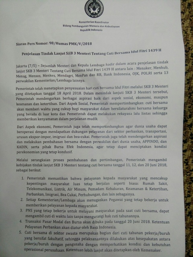 Siaran pers terkait libur lebaran. (Foto: Paulina Herasmaranindar/kumparan)