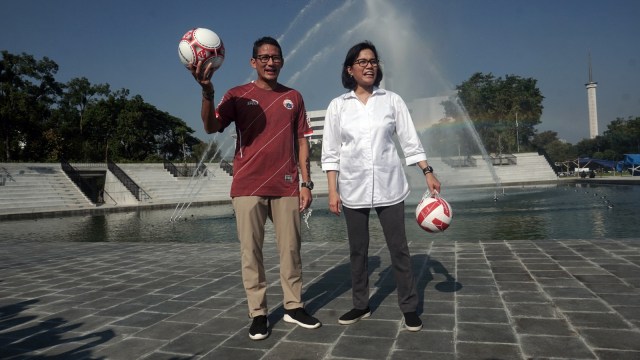 Sri Mulyani dan Sandiaga Uno di Lapangan Banteng. (Foto: Fanny Kusumawardhani/kumparan)