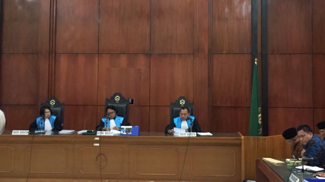Sidang HTI vs Menkumham di PTUN Jakarta Timur. (Foto: Fachrul Irwinsyah/kumparan)