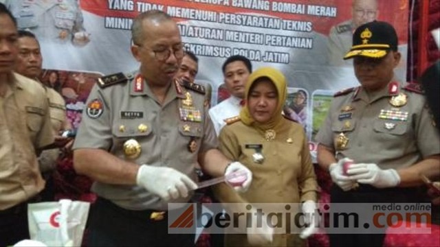 70 Ton Bawang Merah dan Bombai Ilegal asal India Disita Polda Jatim