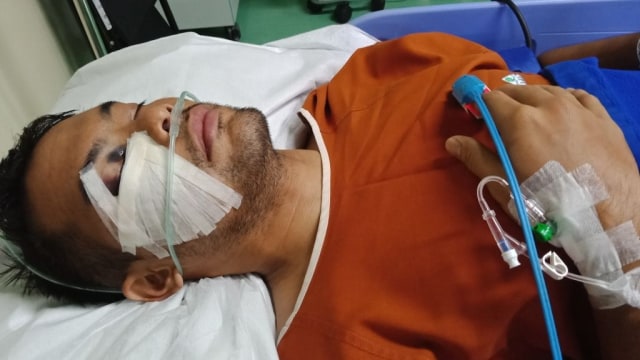 Kondisi Andritany usai mendapatkan cedera (Foto: Dok. Gede Widiade)