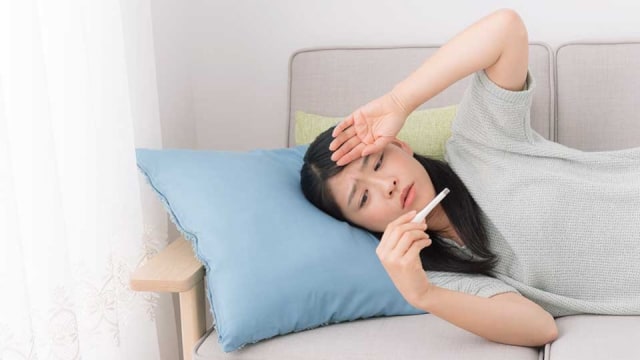 7 Cara Mengobati Demam pada Ibu Menyusui