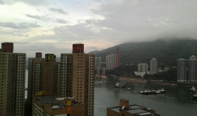 KEINDAHAN PANORAMA DARI BALIK JENDELA KAMAR (6)