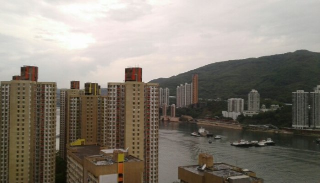 KEINDAHAN PANORAMA DARI BALIK JENDELA KAMAR (8)