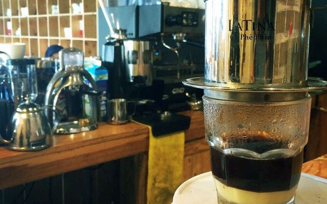 CARA SEDUH KOPI MANUAL SEDERHANA DENGAN VIETNAM DRIP
