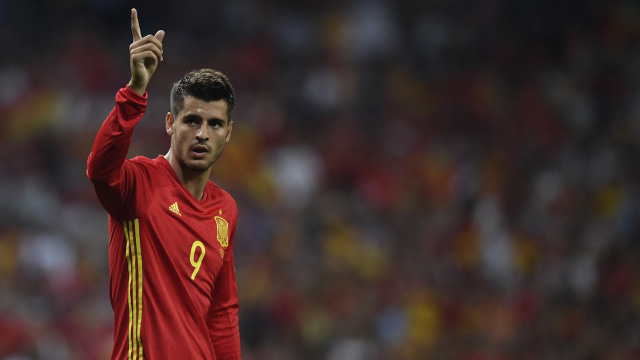 Morata saat membela Timnas Spanyol. (Foto: GABRIEL BOUYS / AFP)