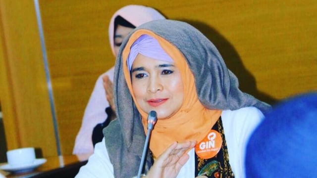 Neno Warisman (Foto: Instagram @nenowarismanofficial)