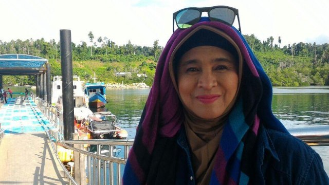 Neno Warisman (Foto: Instagram @bundanenowarisman)