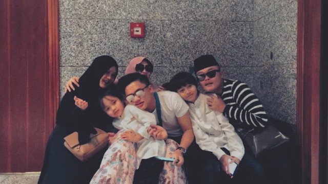 Sule dan keluarga. (Foto: Instagram @frizkyfbian)