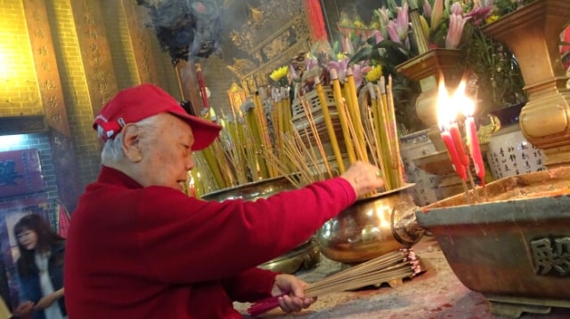 Nenek Ku Bandar Judi Yang Ber Iman (4)