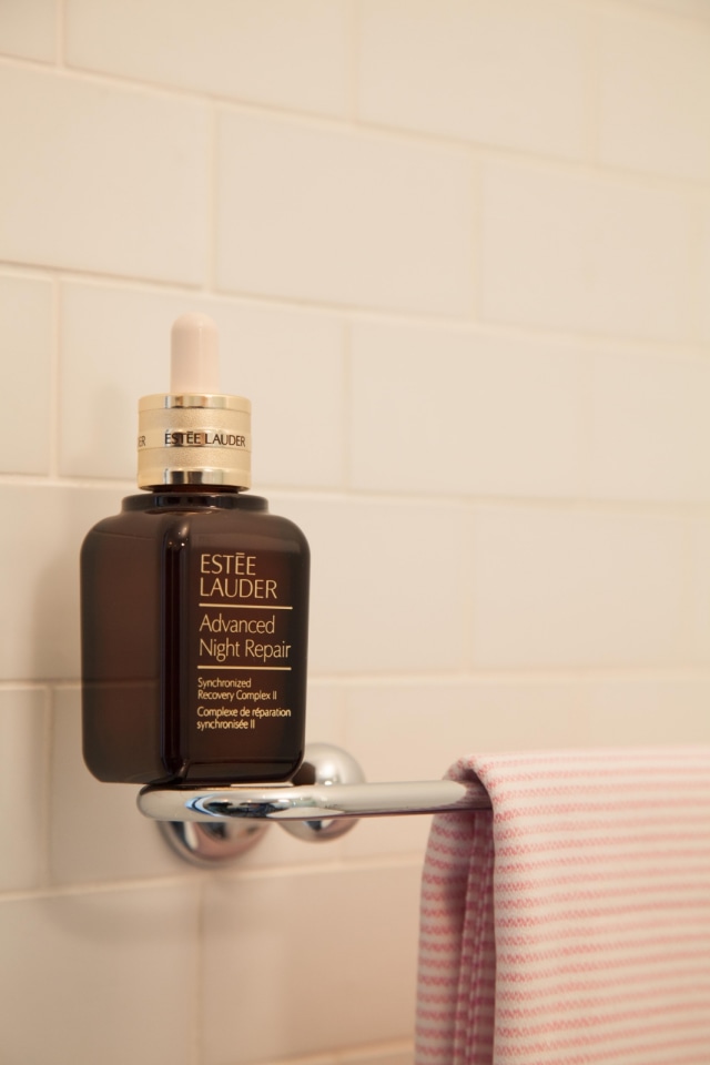 Serum Estee Lauder Advance Night Repair. (Foto: Dok. Estee Lauder)