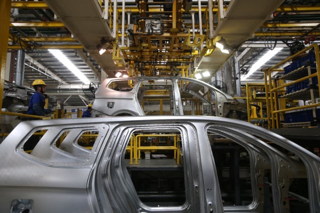 Produksi Wuling Confero dan Cortez (Foto: dok. Wuling)